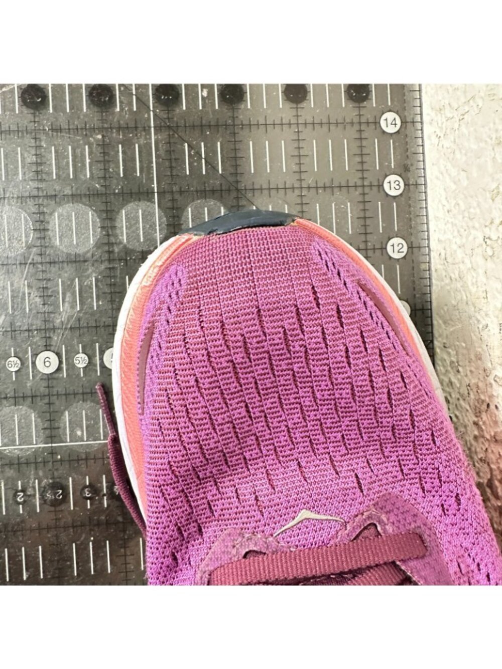 Hoka One One Clifton 8 Women Sz 11B 1119394 GWBY Grape Wine Beauty Berry Shoes - Picture 2 of 13